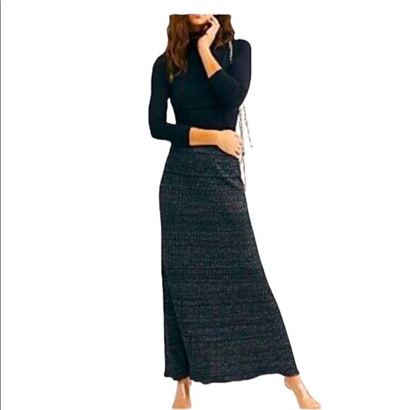 ❤️FREE PEOPLE SHINE BRIGHT SKIRT - Picture 1 of 12